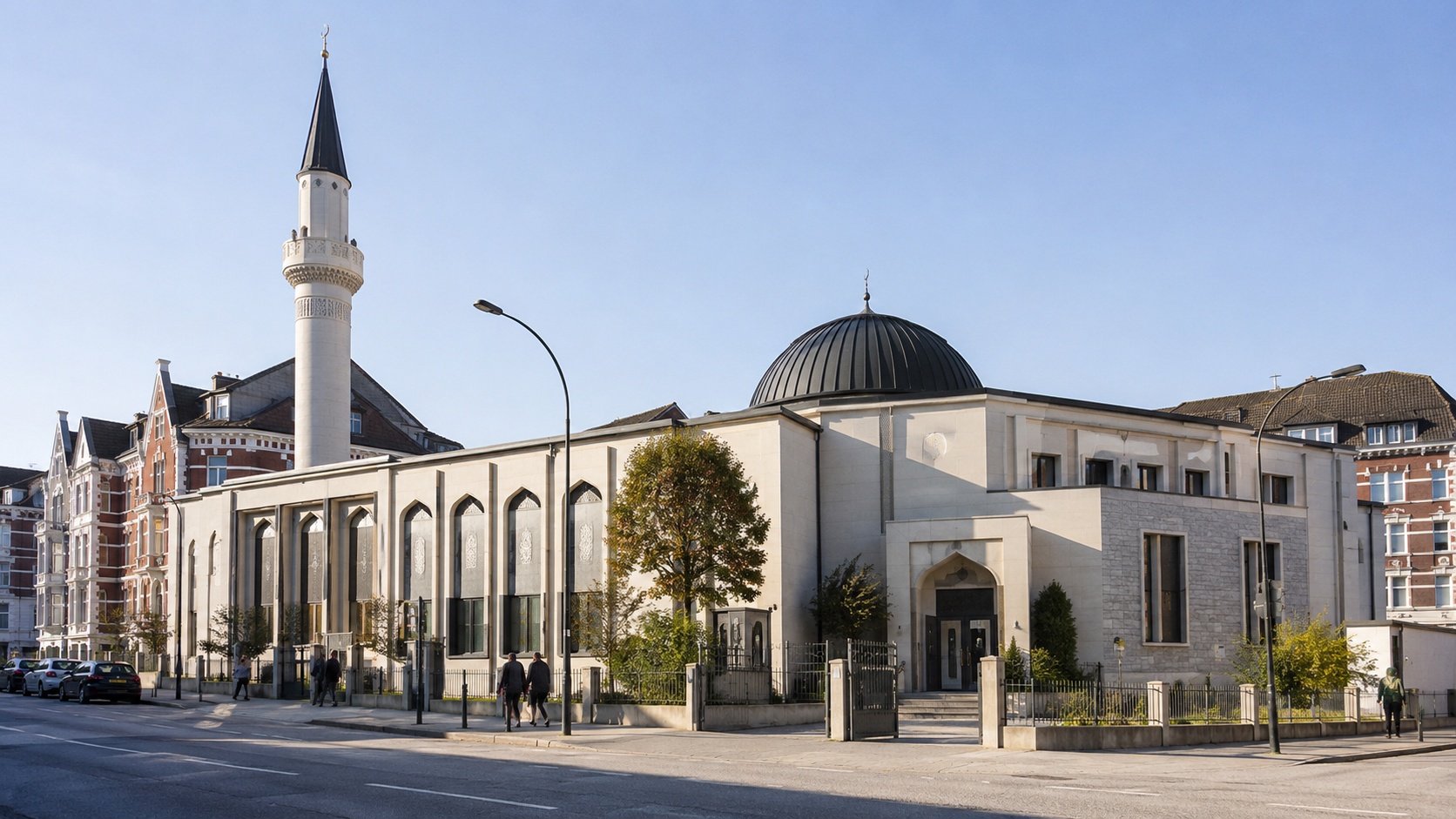 مسجد و مرکز اسلامی در هامبورگ آلمان در نور روز