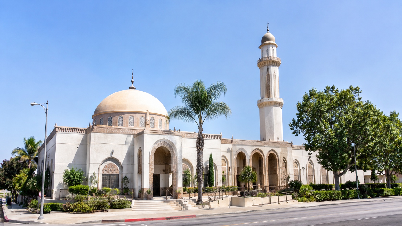 مسجد و مرکز اسلامی در لس آنجلس کالیفرنیا در نور آفتابی