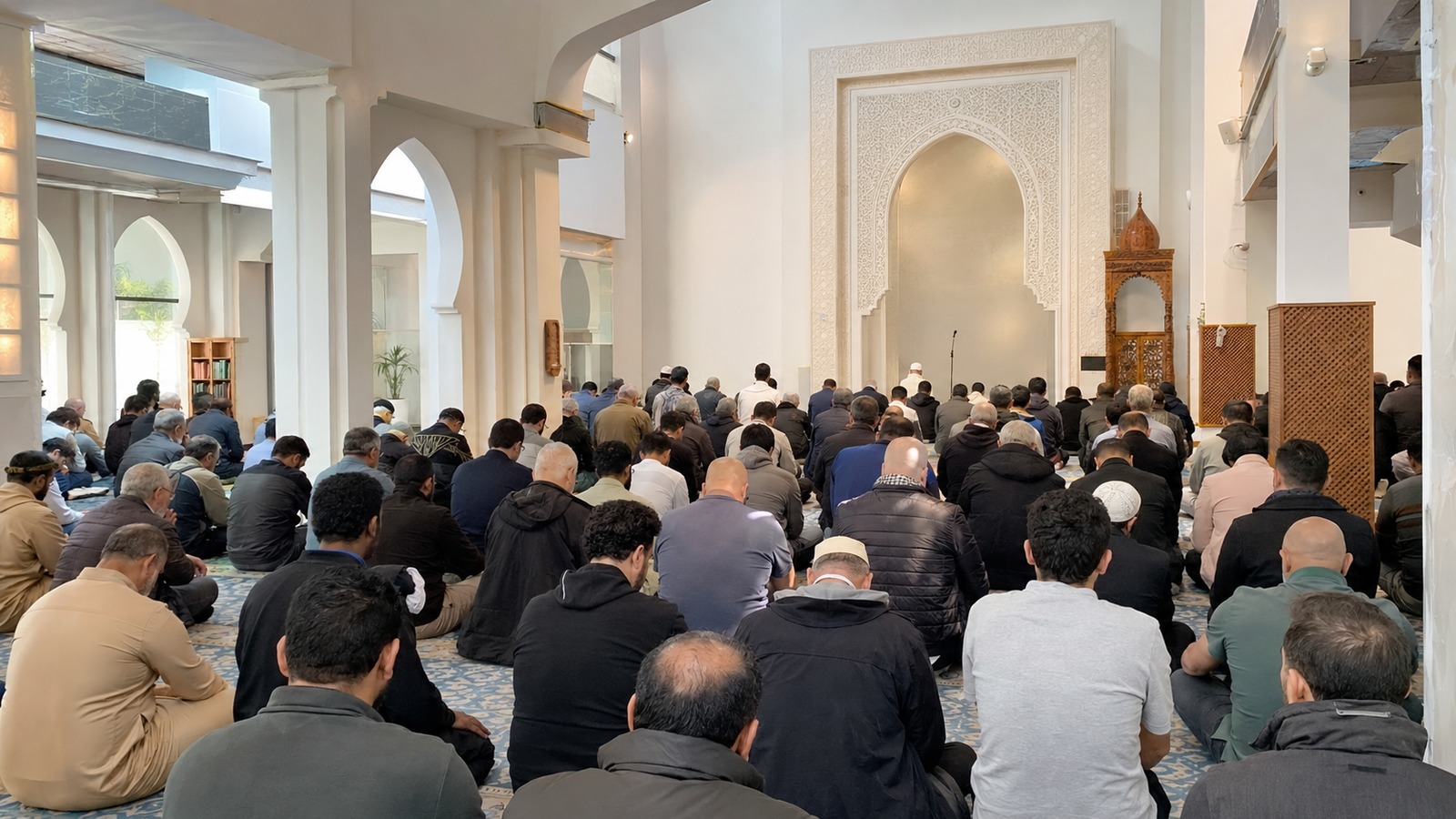 نماز جمعه مسلمانان مادرید