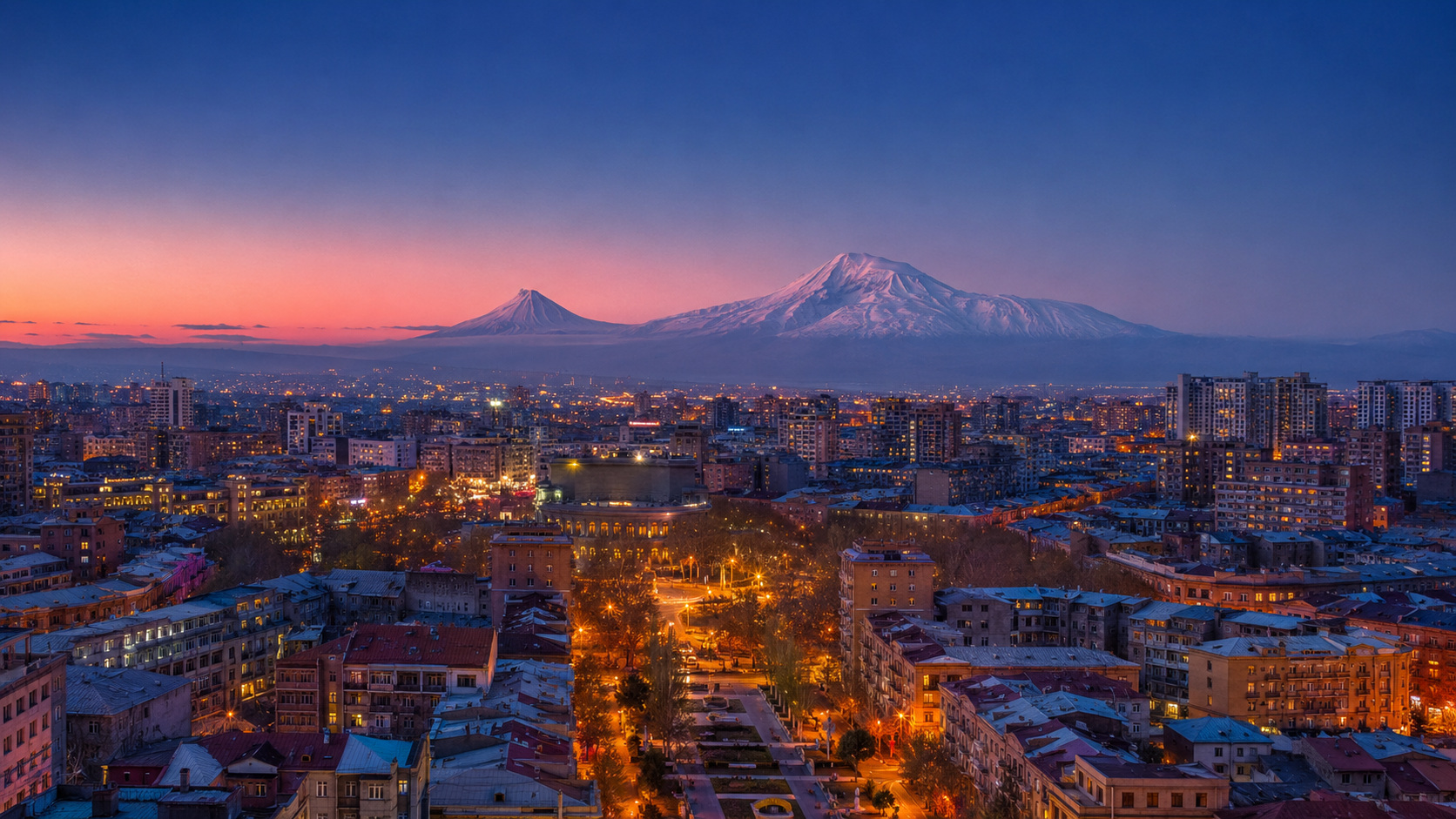 سپیده‌دم بر فراز ایروان